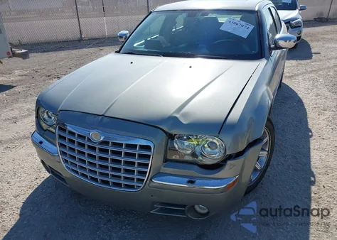2006 Chrysler 300C из США, поврежденный, VIN 2C3LA63H46H408539